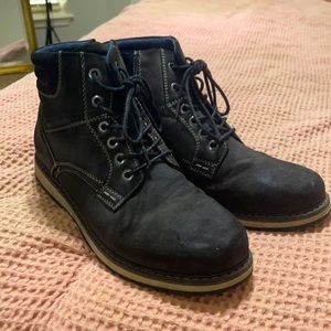 Zip/lace up boots black suede material